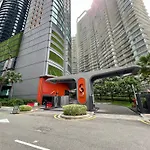 Sky Suites Lovely 3Br Suite At Klcc