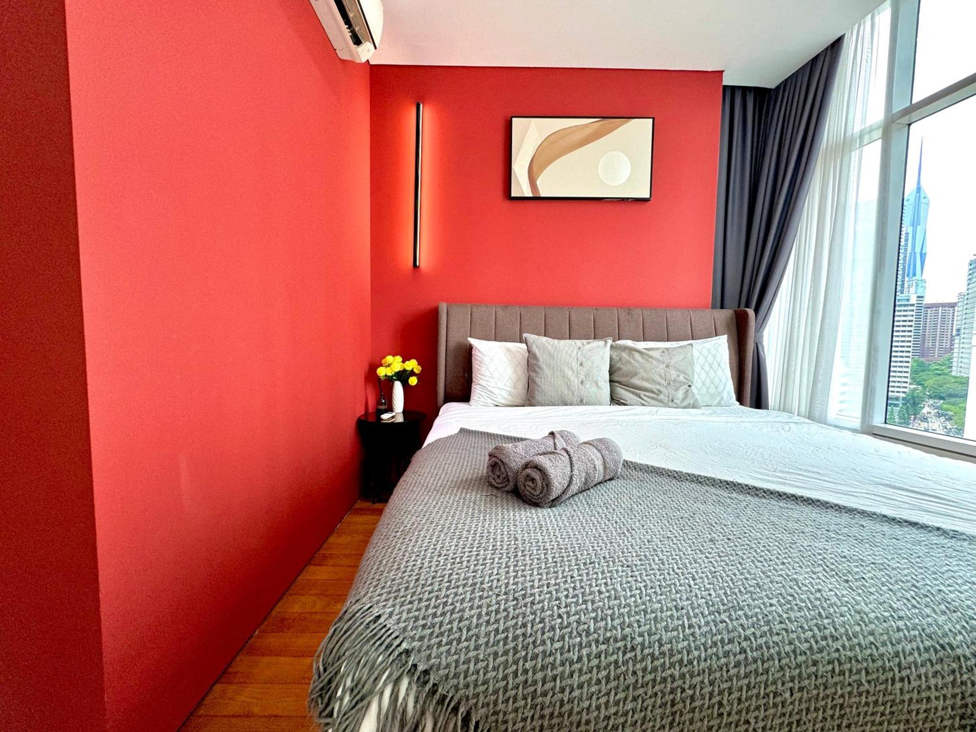 Sky Lovely 3br At Klcc